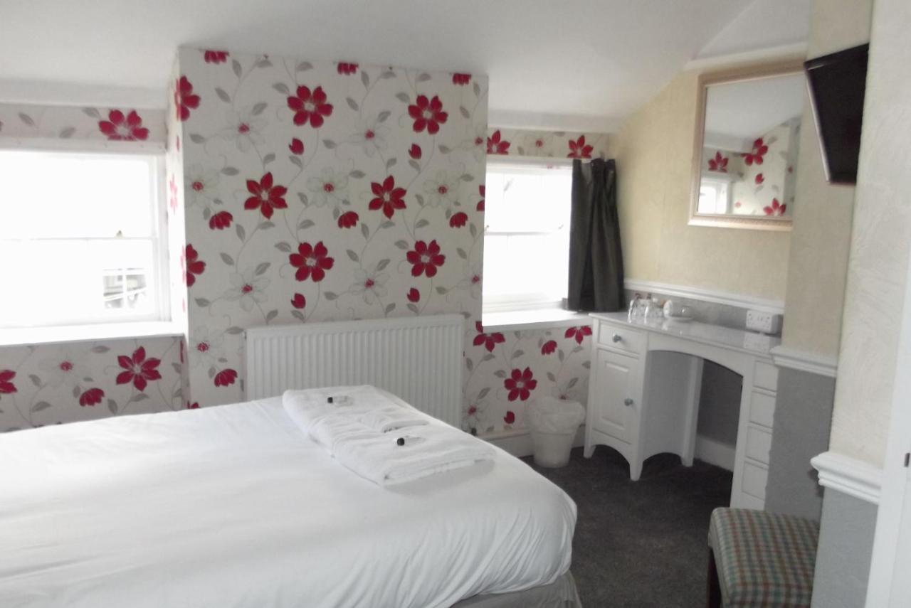 The Liverpool Arms Hotel Бомарис Экстерьер фото