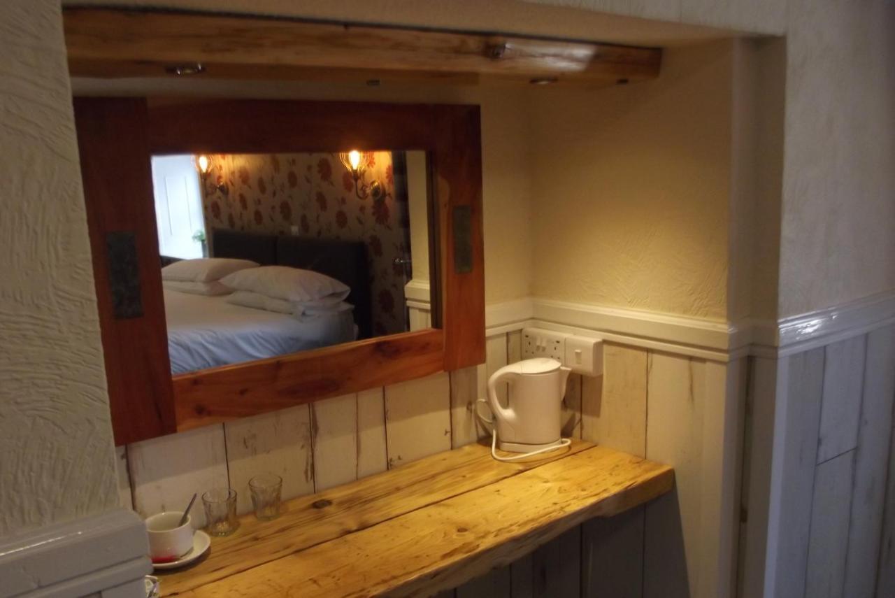 The Liverpool Arms Hotel Бомарис Экстерьер фото