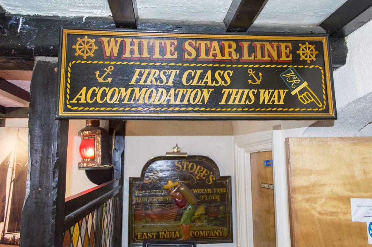 The Liverpool Arms Hotel Бомарис Экстерьер фото